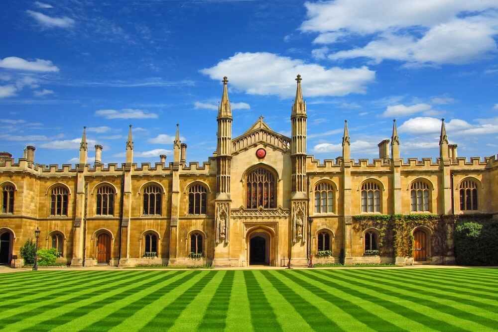 Top Universities In UK: Best Colleges & Universities In UK
