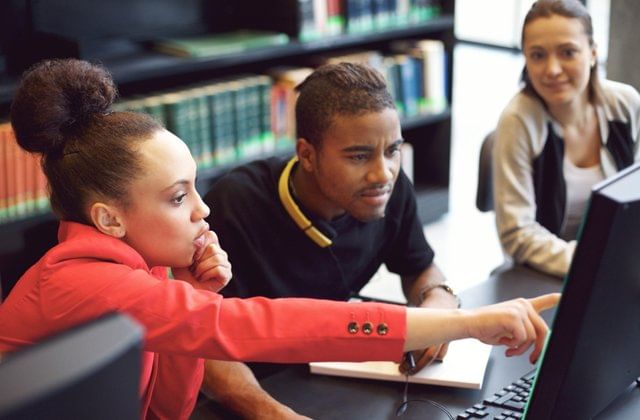 Why Work Experience Is Important For Freshers