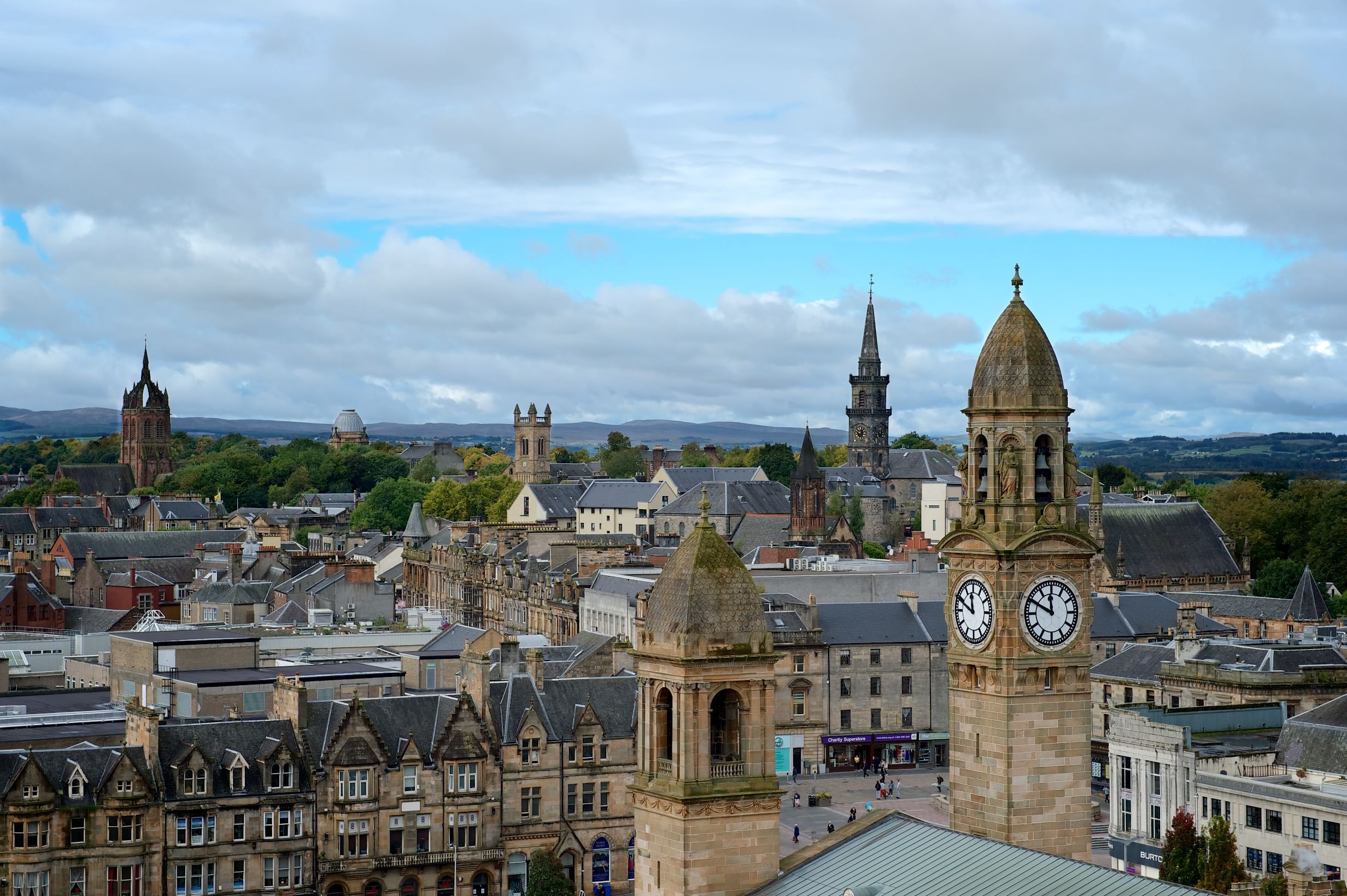 things to do in Paisley for students