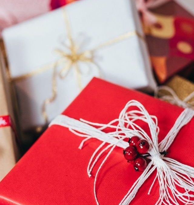 Top 5 Gift Ideas for Students Studying Abroad in 2022