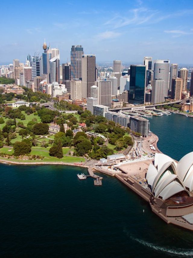 Top 7 Crazy Facts About Australia