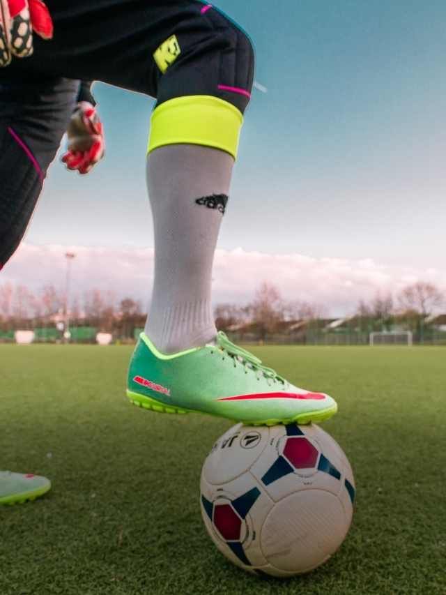 Top 5 Most Expensive Football Players of All Time