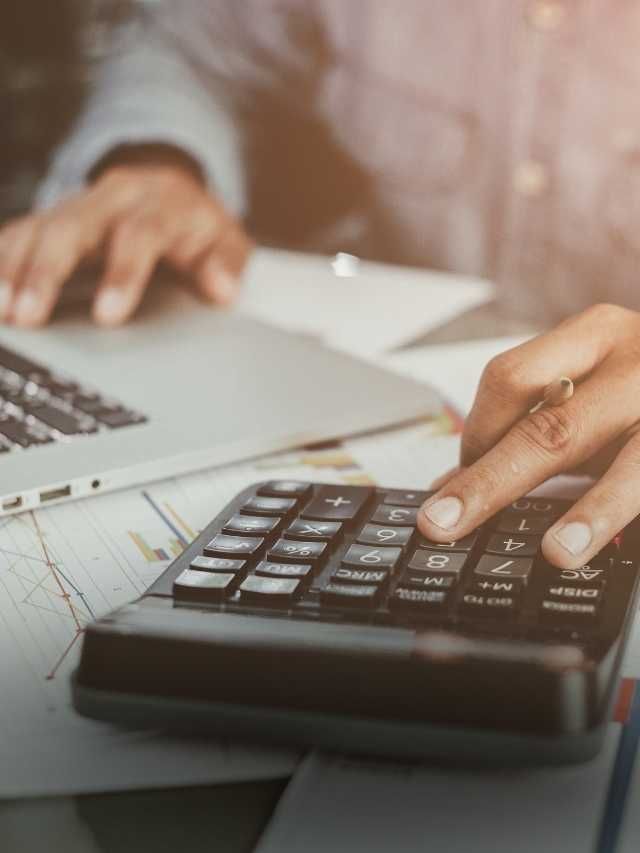 How to Manage Finance & Budgeting at University