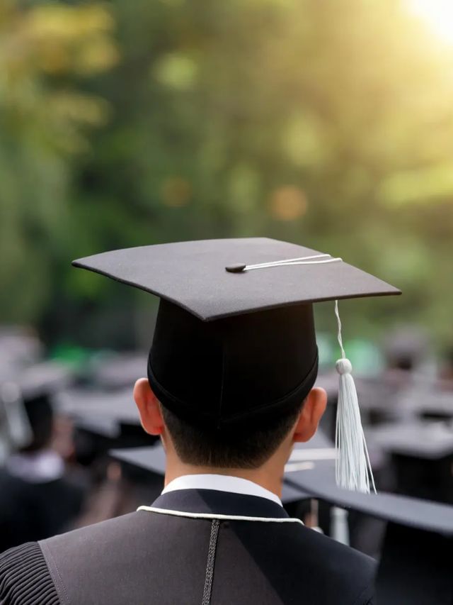 10 Things Graduates Wish They Had Known as Freshers