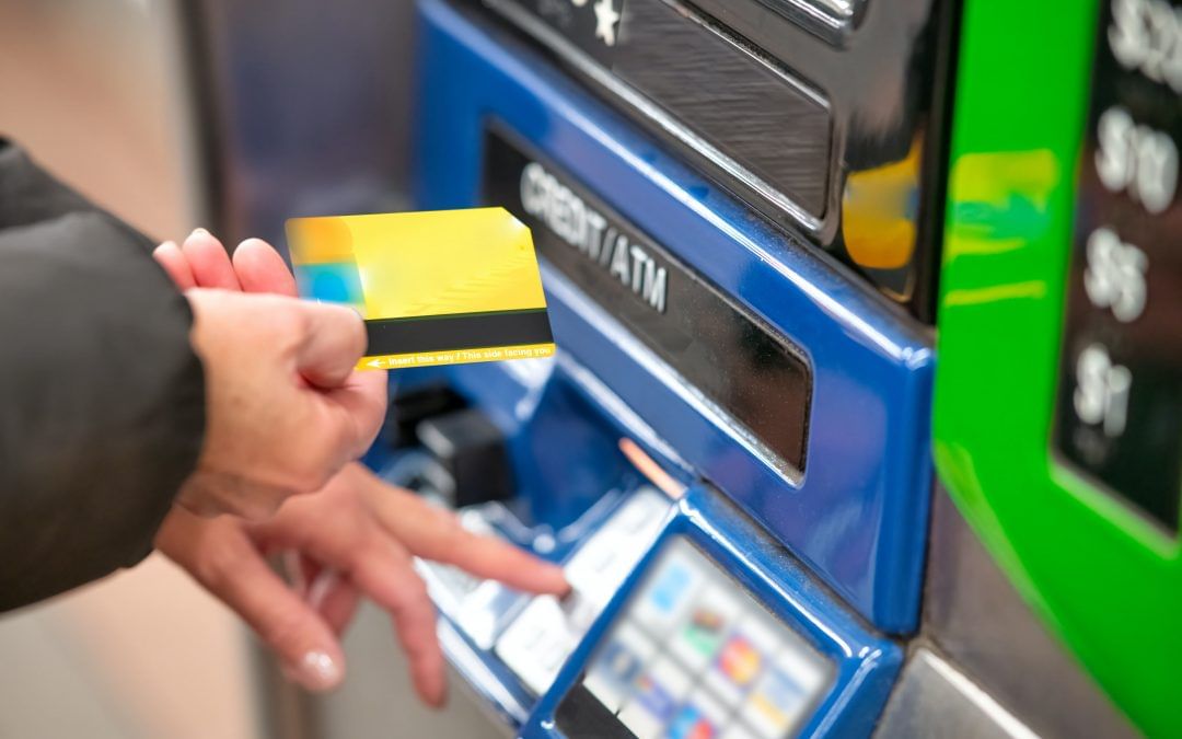 List Of Best Credit Cards For Students Studying Abroad – Expert Advice!