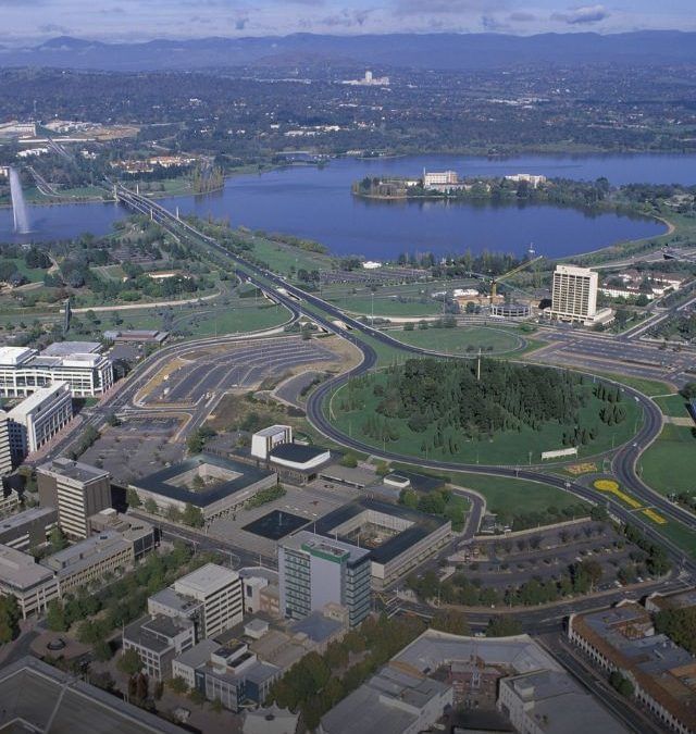 Must Visit Places & Things To Do in Canberra