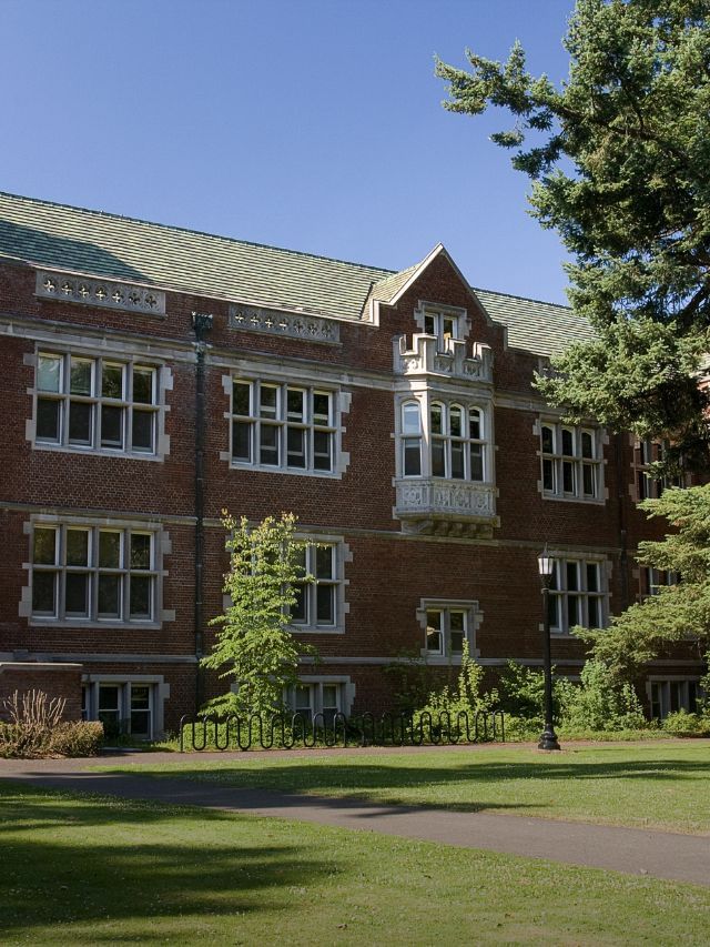 Universities in Calgary for International Students