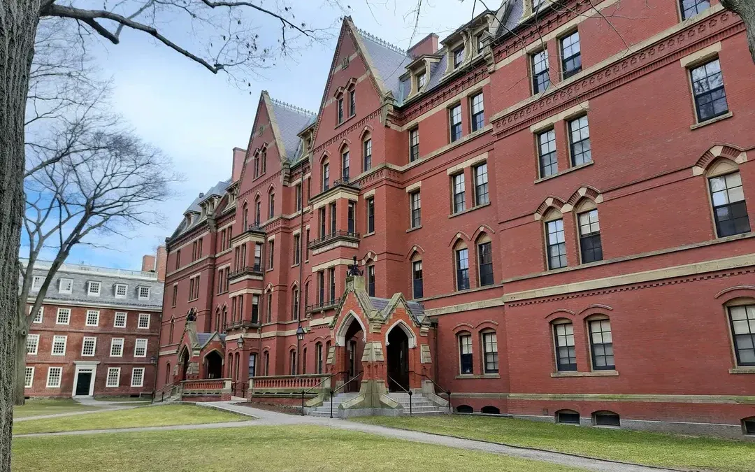 List Of Top 20 Harvard University Notable Alumni