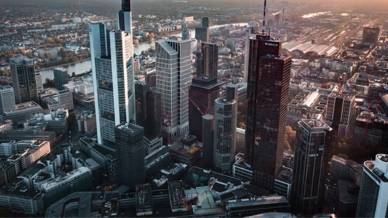Cost Of Living In Frankfurt For Students: Guide 2025