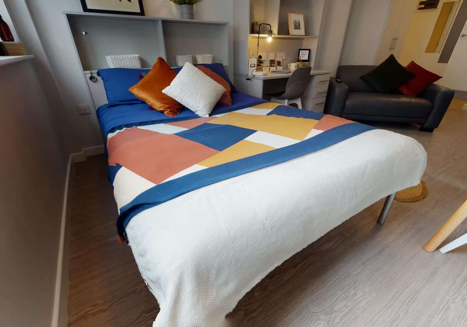 Room of iQ Fenton Accommodation